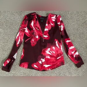 INC International Concepts Red and White Fitted Graphic Blouse Size 0